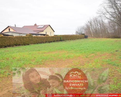 Działka budowlana (WZ) wszystkie media.