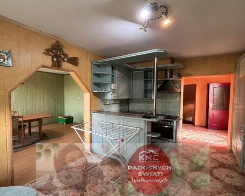 Dom wolnostojący  z częścią handlową w Dęblinie.