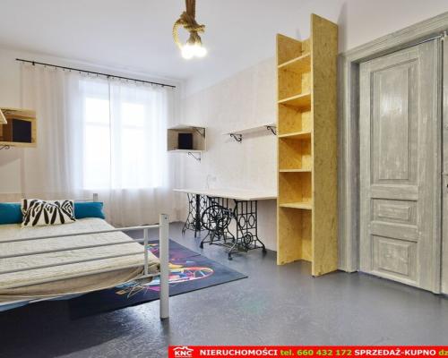 Mieszkanie 2 pok. 2 piętro, parking, niski czynsz.