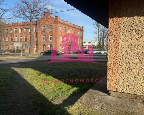 Kiosk handlowo-usługowy z działkami – Dzierżoniów