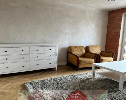 2 pok. po gener. remoncie, bez prowizji dla Biura