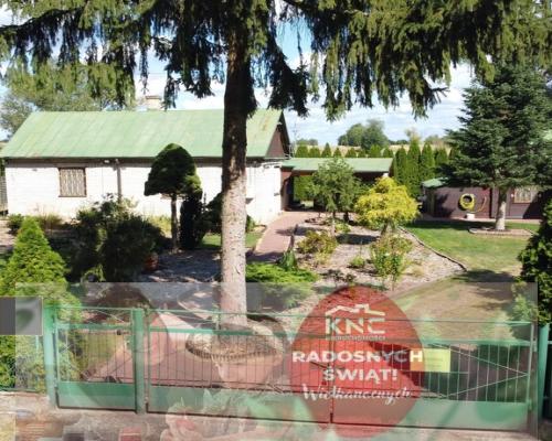 Zaciszne siedlisko w Zawadzie Starej gm. Policzna.