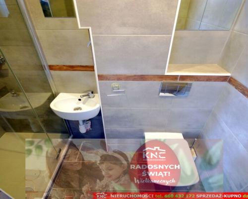 Kawalerka w centrum z bardzo niskim czynszem.