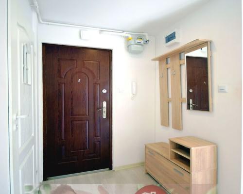 Kawalerka w centrum z bardzo niskim czynszem.