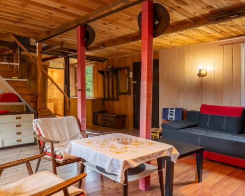 Pietrzaki, Fiołkowa | Drewniany dom na sprzedaż