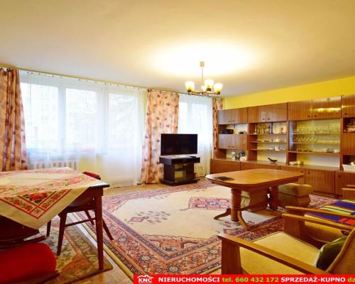 Mieszkanie z potencjałem, 1 piętro do remontu.