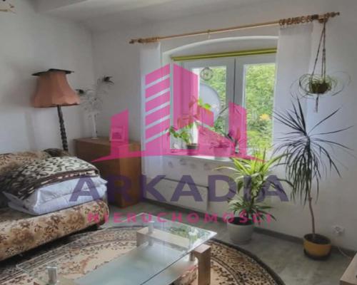 2 pokojowe mieszkanie z ogródkiem, I piętro