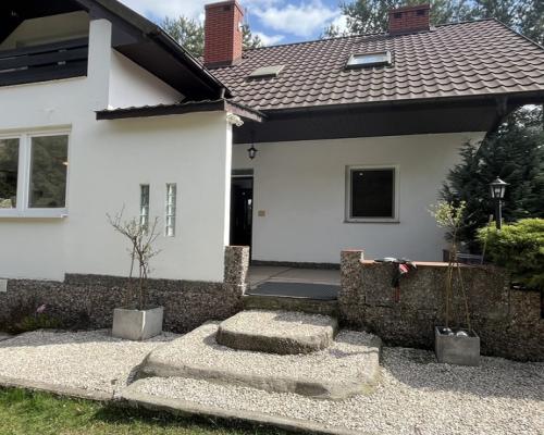 Dom 90 m2 otoczony naturą Barycz Stara gm. Zwoleń.