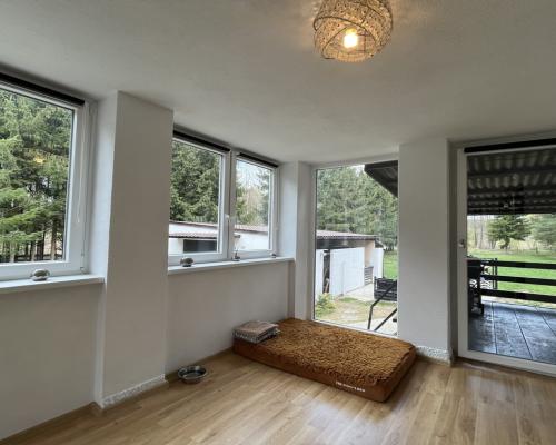 Dom 90 m2 otoczony naturą Barycz Stara gm. Zwoleń.