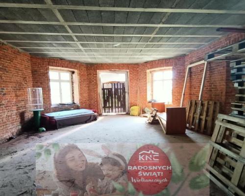 Zabytkowy dworek z przełomu XIX i XX w. w Świdniku