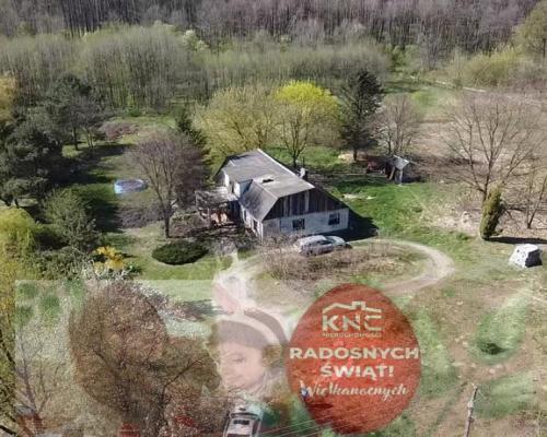 Siedlisko w cichej okolicy 100 km od Warszawy.