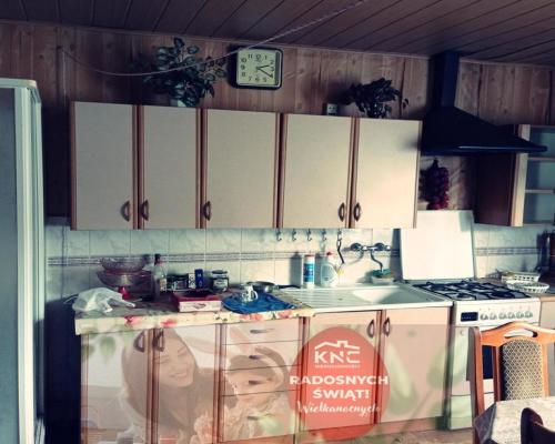 Dom na dużej działce graniczący z rz. Ciemięgą.