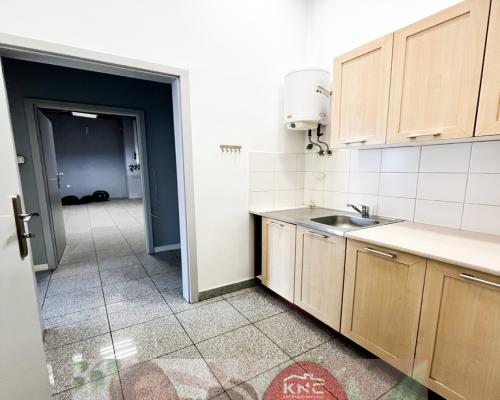 Lokal handlowo-usługowy, 118 m2, Bronowice, parter