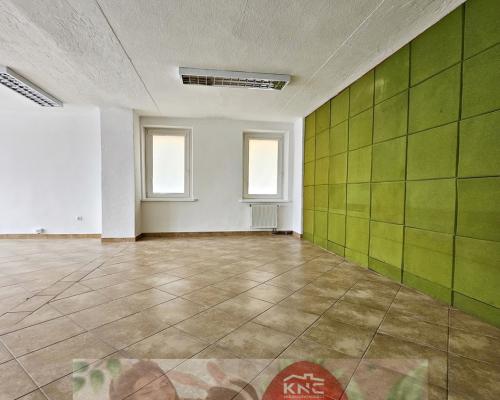 Lokal biurowo-usługowy 250m2 +duży parking w cenie