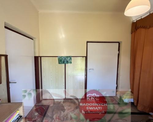 Dom 50 m2  na działce w m. Babilon gm. Lipsko.