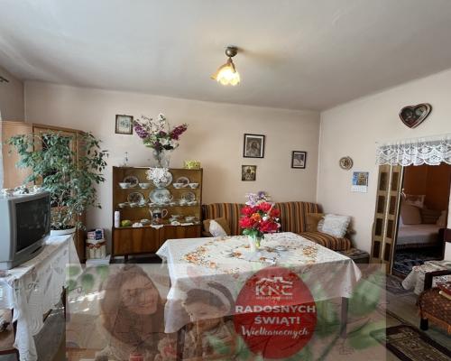 Dom 50 m2  na działce w m. Babilon gm. Lipsko.