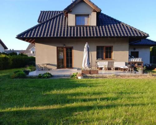 Dom wolnostojący na cichym osiedlu Wołowa!