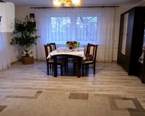 Dom z zabudowaniami na działce 1,24 ha