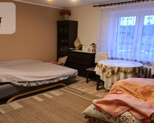 Dom z zabudowaniami na działce 1,24 ha