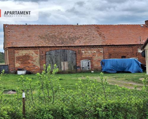 Dom na dużej działce.../W cenie mieszkania