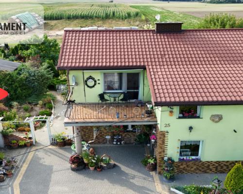 * Przestronny dom na dużej działce dla 2 rodzin