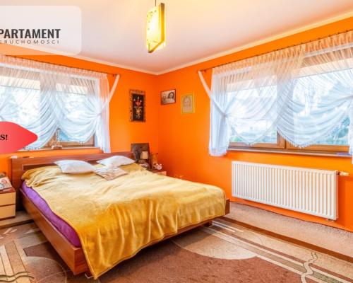 Dom: dwa mieszkania i przestrzeń na działalność