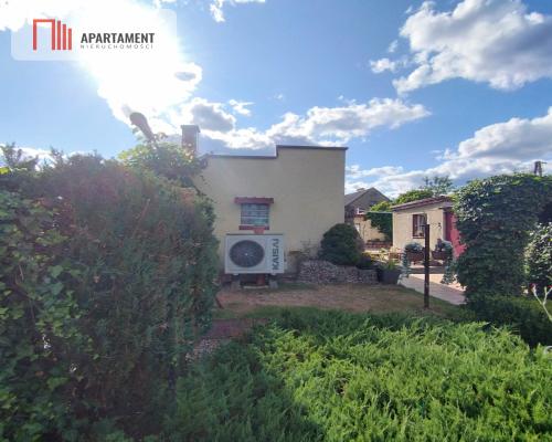 Duża działka 2500 mkw, dom z zapleczem.