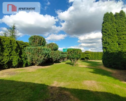 Duża działka 2500 mkw, dom z zapleczem.