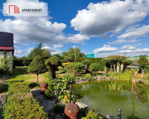 Duża działka 2500 mkw, dom z zapleczem.