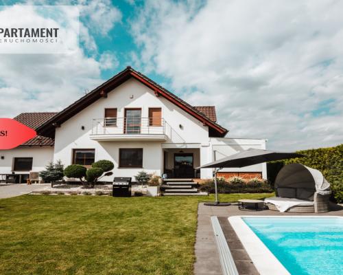 Ekonomiczny dom o wysokim standardzie! Basen!