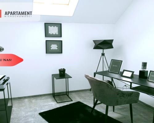 Dom segment pod lasem