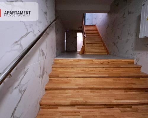 UROKLIWA KAMIENICA ZE STAŁYM DOCHODEM W CENTRUM !!