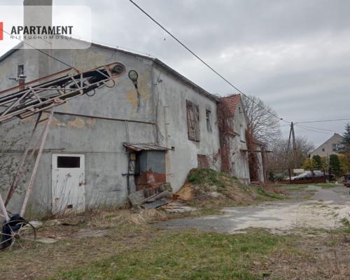 Budynek Inwestycyjno-mieszkaniowy, do remontu