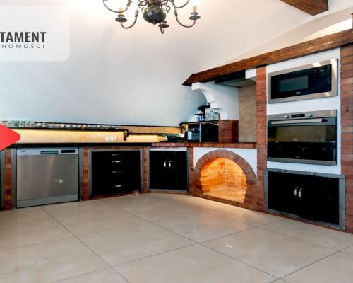 Dom z dochodem-część wynajęta Żabce