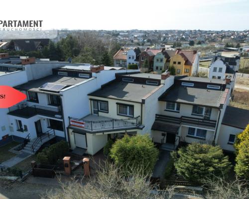 Stylowy dom dla osób ceniących jakość i komfort.