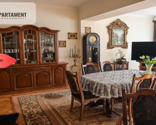 Stylowy dom dla osób ceniących jakość i komfort.