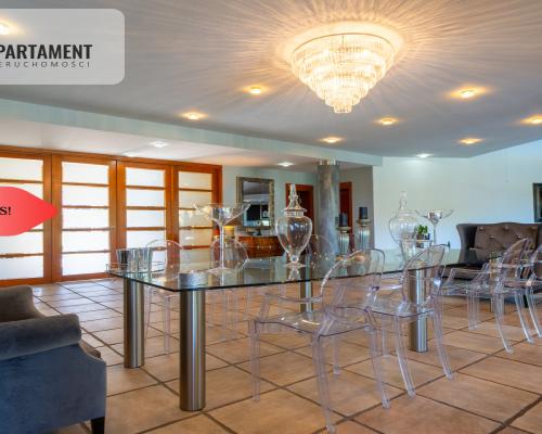 Rezydencja w Stylu Hiszpańskim.