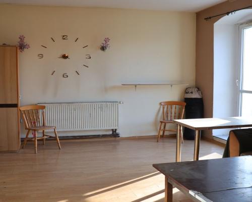 Dom, 3 mieszkania, 5 ha gruntów! Gmina Czernica