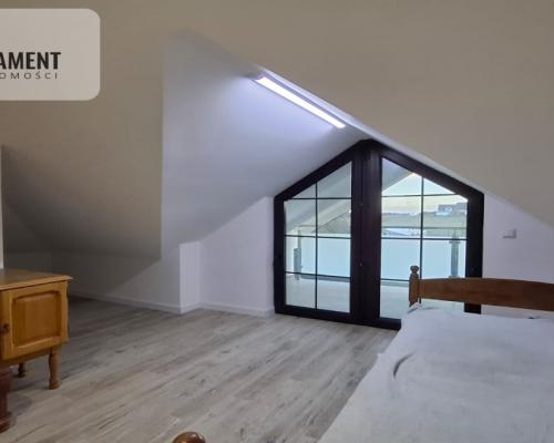 Komfortowy dom z klimatyzacją w dobrej lokalizacji