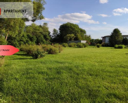 TYLKO U NAS ! Duża działka w dobrej okolicy.