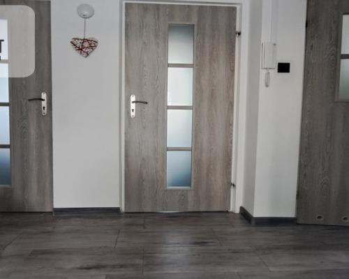 Duży dom- dwa mieszkania, centrum