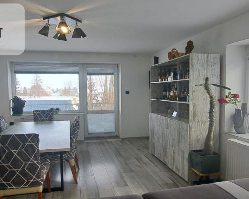 Duży dom- dwa mieszkania, centrum