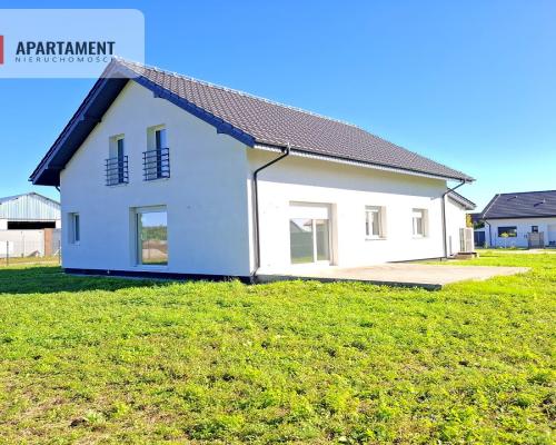 Komfortowy dom w cichej okolicy / blisko miasta