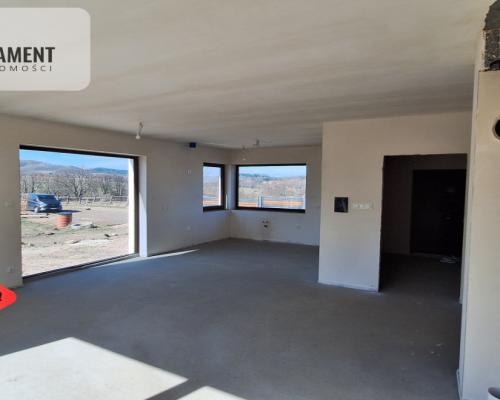 Nowoczesny i energooszczędny dom pod Wałbrzychem