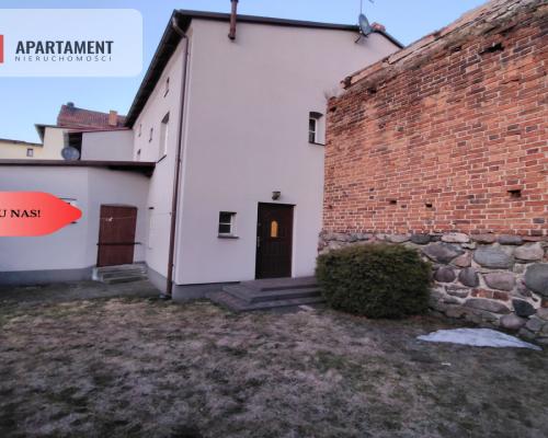 Dom z podwórkiem i garażem w centrum NML