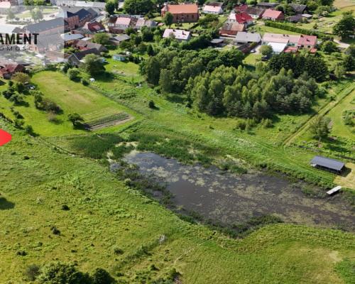 Siedlisko z widokiem na staw