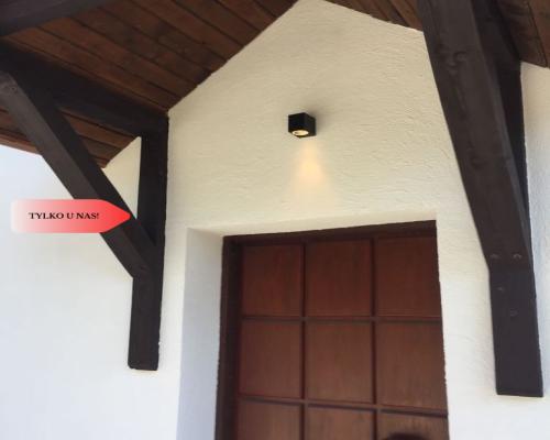 Duży dom 270 m2. Można zaaranżować 3 apartamenty.