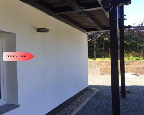 Duży dom 270 m2. Można zaaranżować 3 apartamenty.