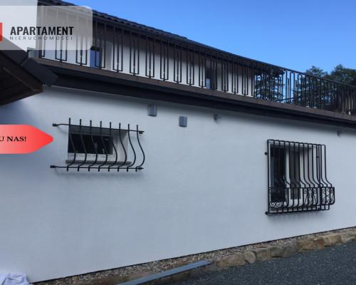 Duży dom 270 m2. Można zaaranżować 3 apartamenty.