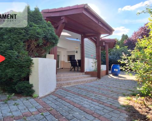 Wyjątkowy dom w Myślęcinku z domkiem dla gości